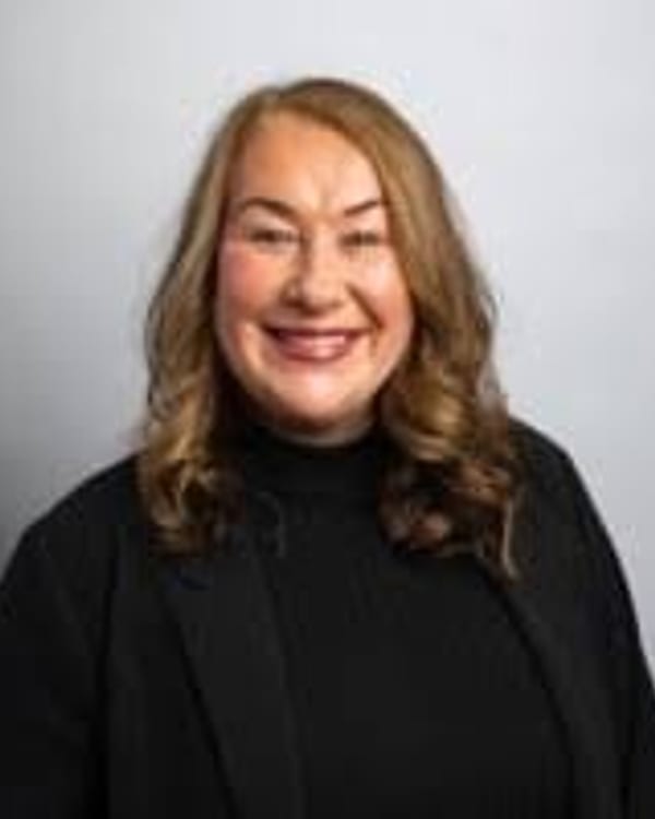 Lindsey Melling
